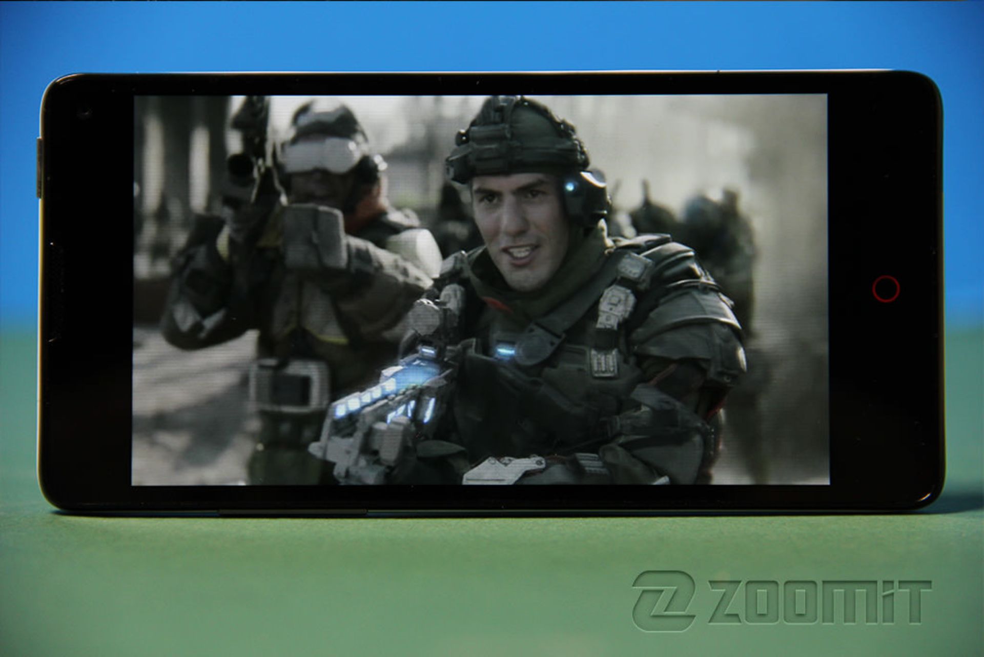 بررسی تلفن هوشمند ZTE Nubia Z5S mini